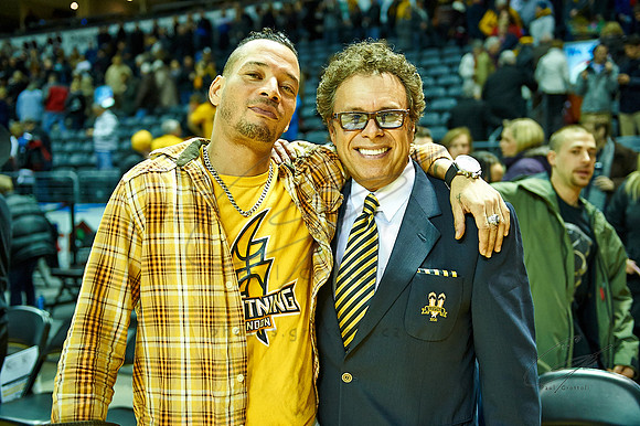20140313-vsLondon-PlayoffsGame4_018328__Glossy