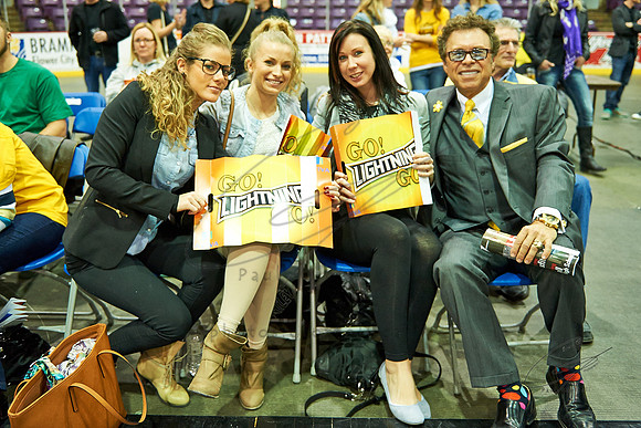 20140315-vsLondon-PlayoffsGame5_018589__Glossy